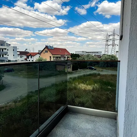 Pura Vida Mamaia Nord 2-vila Exclusivista Cu 3 Individuale Năvodari